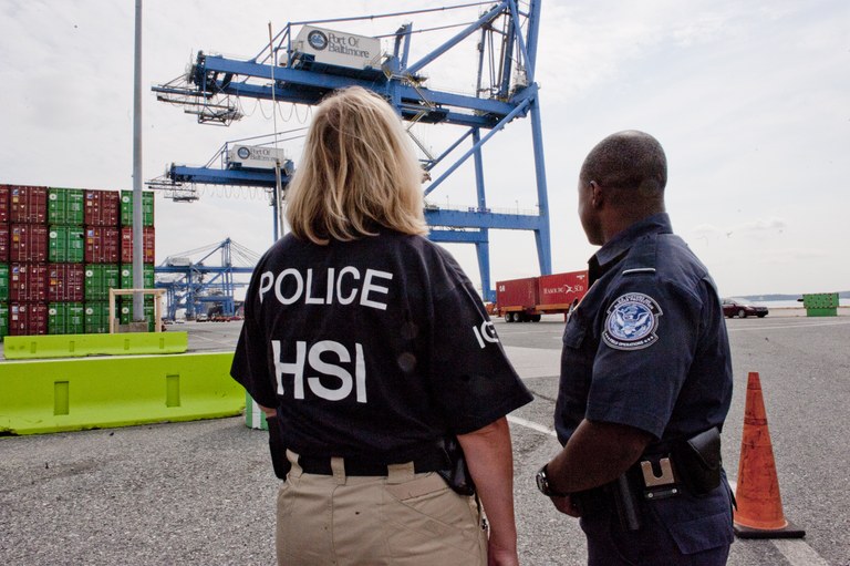 HSI CBP Agents at Port